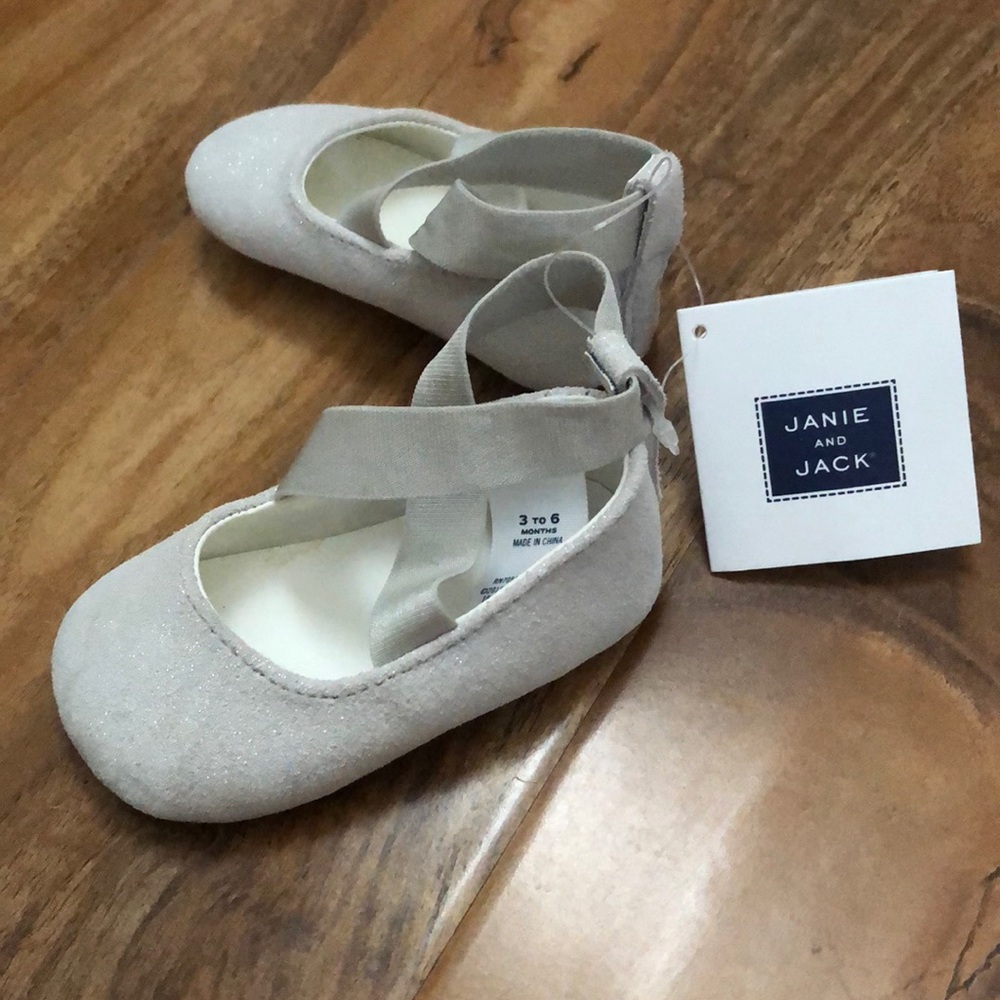NWT Janie and Jack Crib Shoes